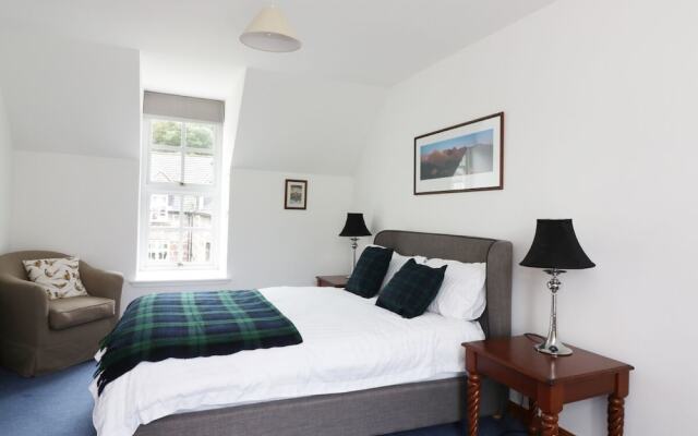 Dunnottar Woods House