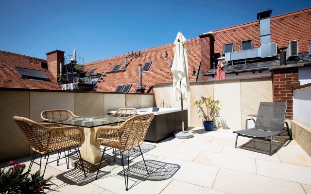 Boutique Hotel Dom - Rooms & Suites