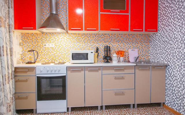 Пять Звёзд в микрорайоне Дружба 4/1