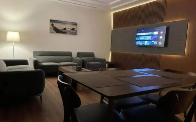 Palette Luxury Mirage Hotel