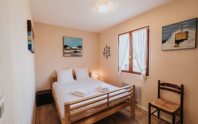 Charming Holiday Home in Porspoder