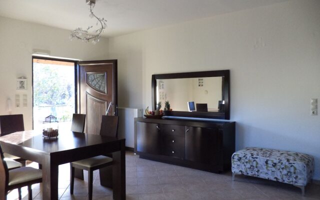 Rural Spacious Villa with Pool at Central Crete