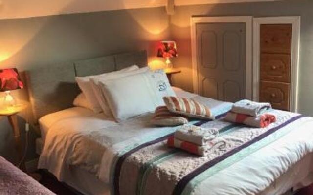 Aurora House Bed And Breakfast