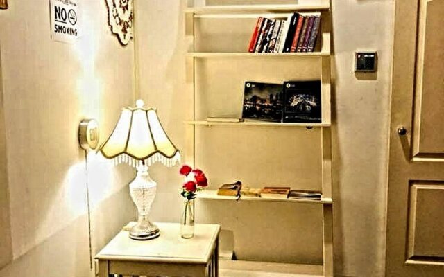 FIRST 1 Boutique House at Sukhumvit 1