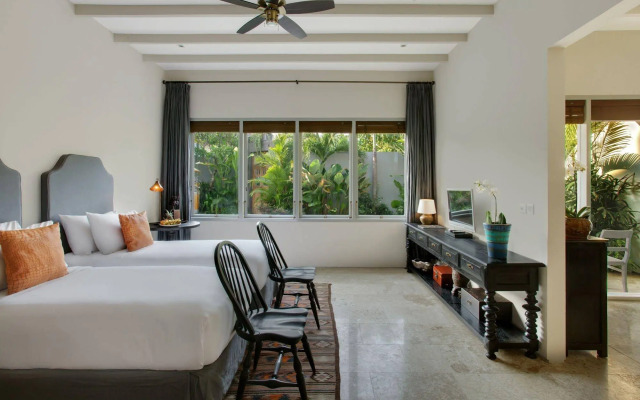 Room & Vespa Suite 2