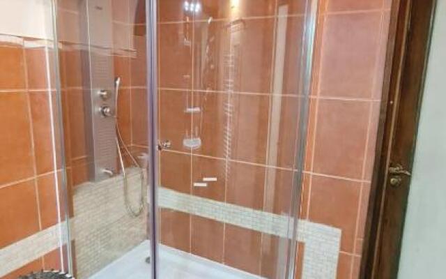 Ultracentral Lozonschi 2 rooms apartment