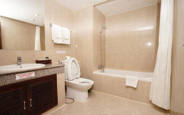 Grand Business Inn
