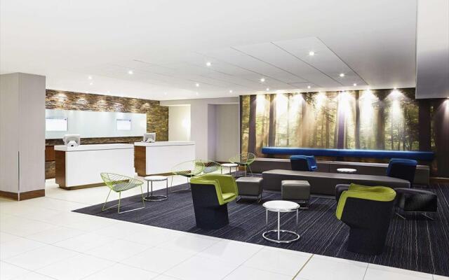 Novotel London West