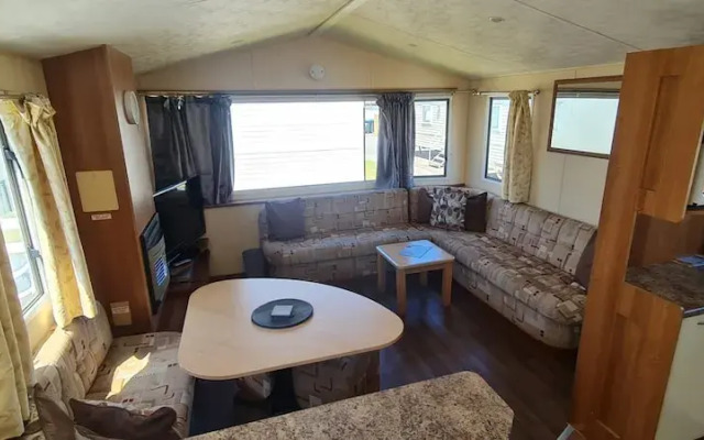 Lovely 3 bed With Balcony and Ramp