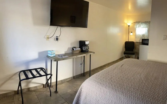 Selkirk Motel