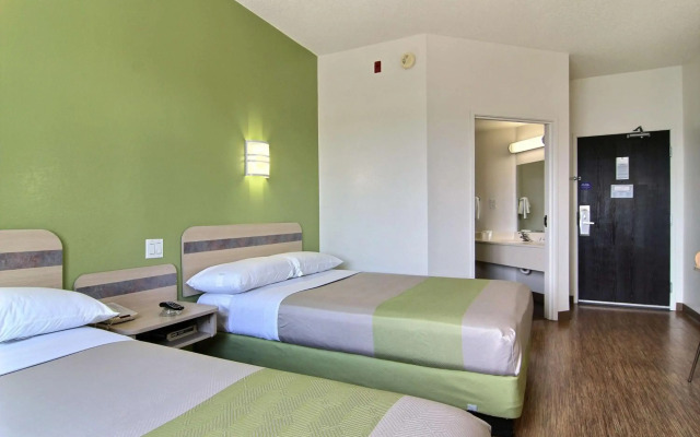 Motel 6 Albuquerque, NM - North