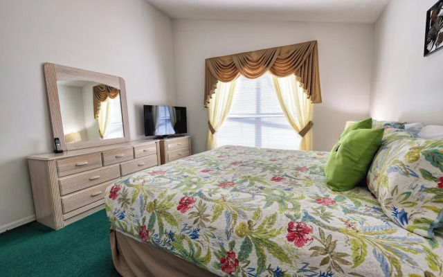 Sandra's Eagle Pointe Vacation Home