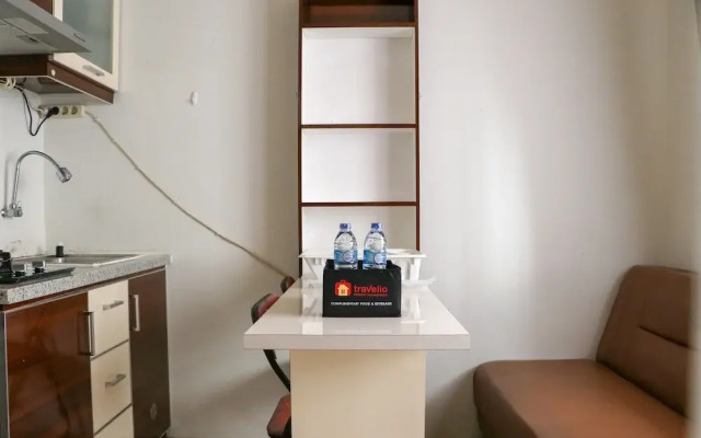 Well Design 2Br Apartment At Green Pramuka City