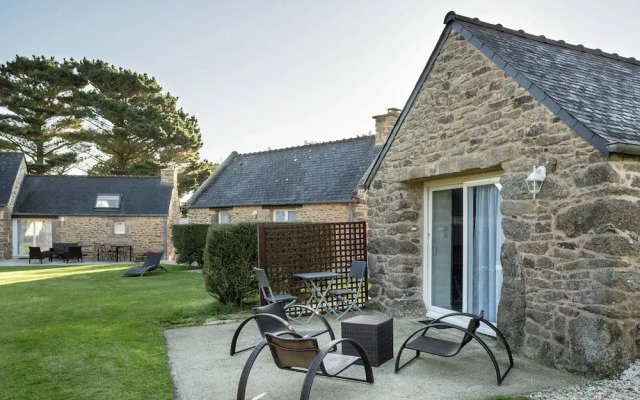 Peaceful Holiday Home in Plouguin With Indoor Pool