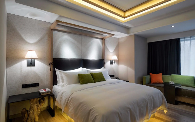 Harbin 22C Boutique Hotel