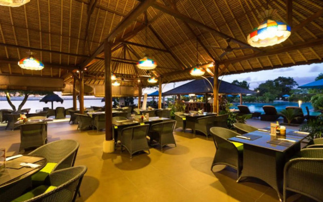 Peninsula Bay Resort