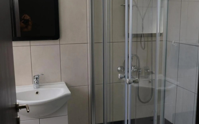 Polyxeni Hotel Apartments