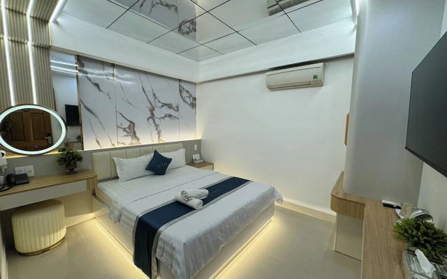 Ngoc San San Hotel