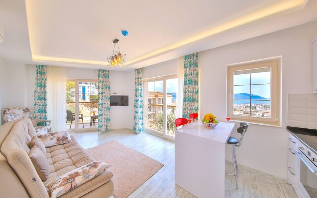 Hediye Hanim Suit Apart