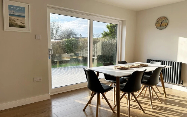 3-bed House in Llanfaelog, Near Rhosneigr