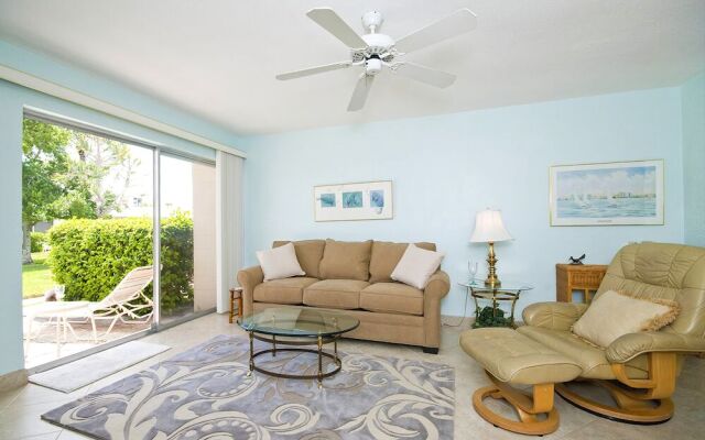 Jamaica Royale - 022 - 1 Br Condo