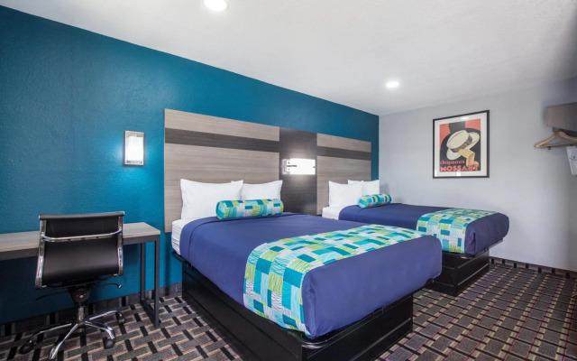 Knights Inn and Suites Salem