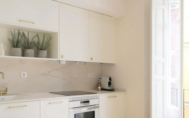 Staylish Studio Apartment In Malasana