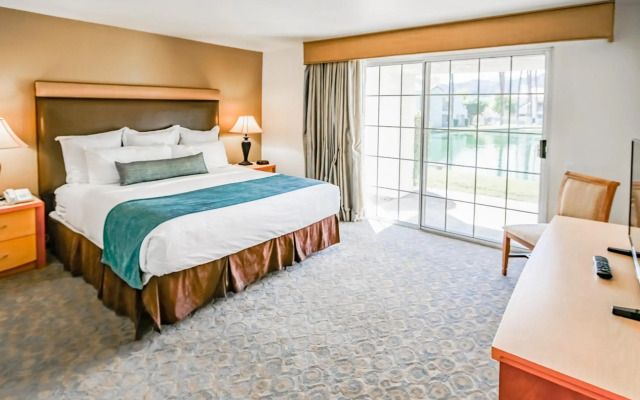 Desert Breezes Resort