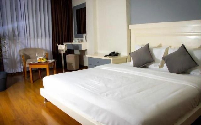 Mv Hotel