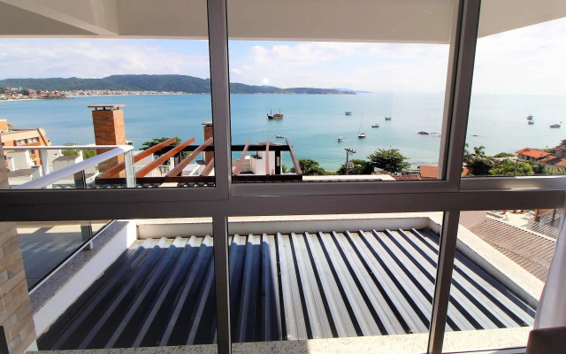 1080 - Apartamento com vista para o mar em Bombinhas