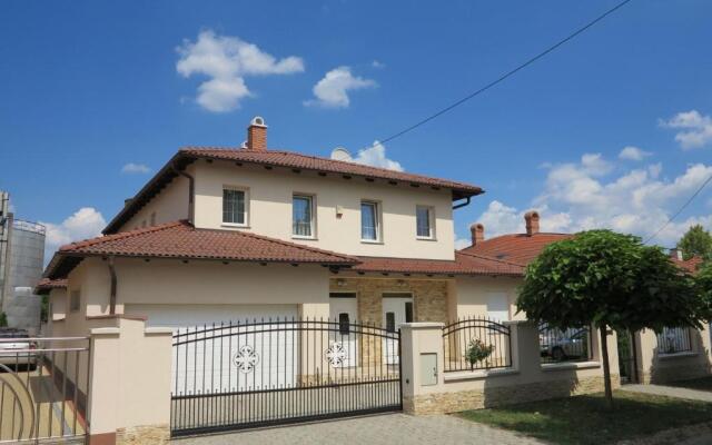 Aura Apartman
