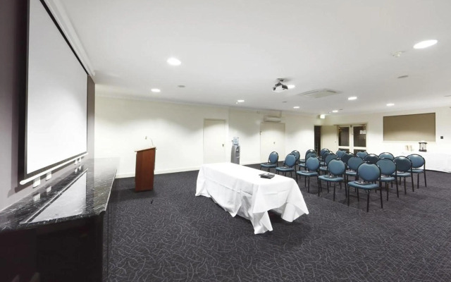 ibis Styles Canberra