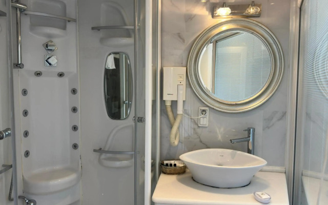 Ata Park Hotel