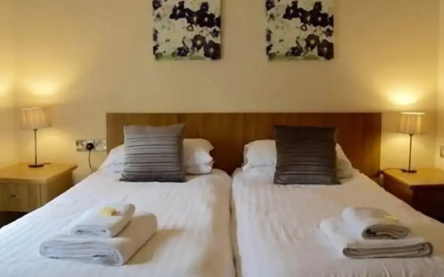 The George Hotel