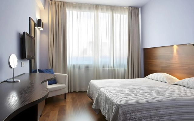Athens Center Square Hotel
