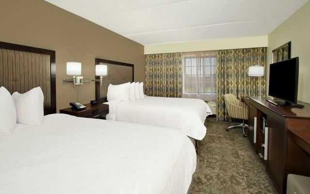 Hampton Inn & Suites By Hilton Rockville Centre