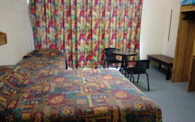 The Islands Inn Motel