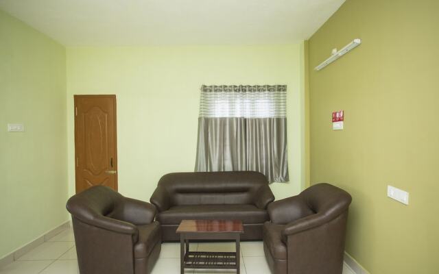 OYO 13058 Home Grand 3BHK ECR