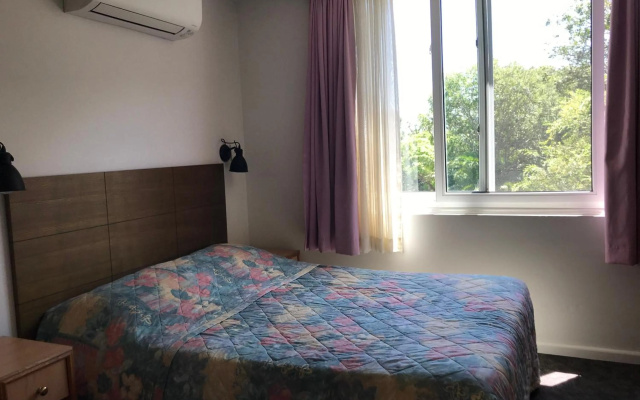 Edgecliff Lodge Motel – Guest Rooms – Sydney