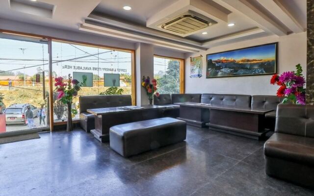 Oyo 707 Hotel Lemon Tree