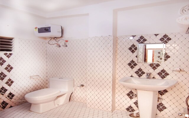 OYO 4998 Sara Residency