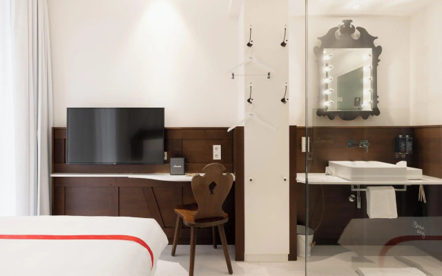 Ruby Rosi Hotel Munich