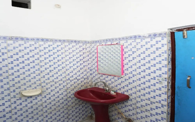 Oyo 28006 Hotel President