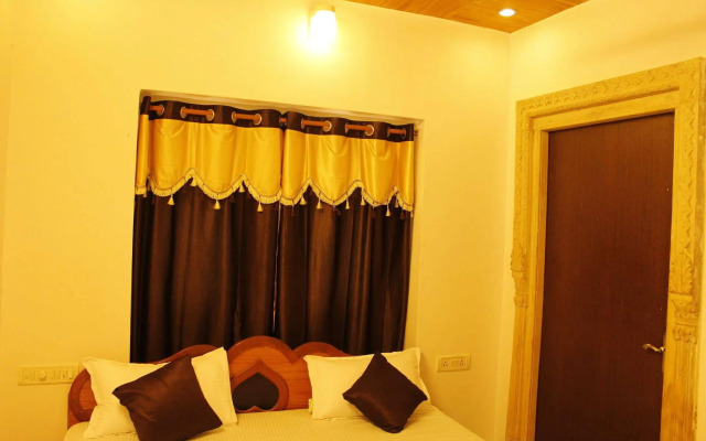 Dylan Cafe and Guest House