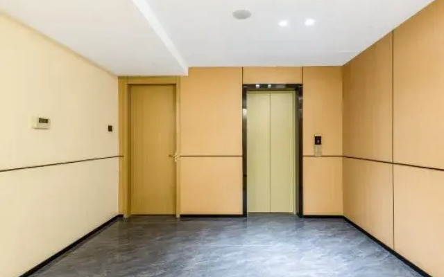 Urban Convenience Hotel (Li County Bipenggou Scenic Area Li Xiaolu Branch)