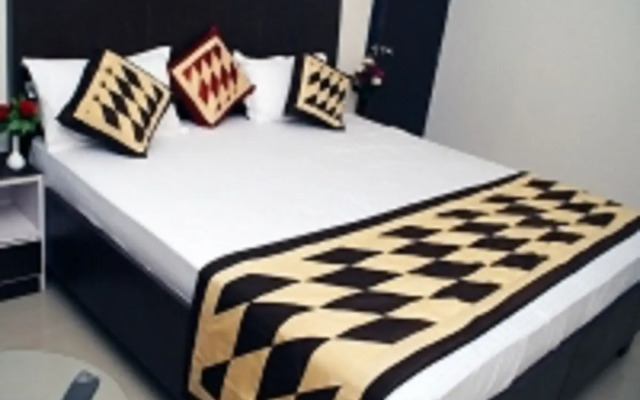 OYO Flagship 117 Hotel Prakash Palace