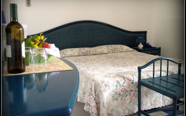 Hotel Capo Di Stella 3 Stelle Capoliveri