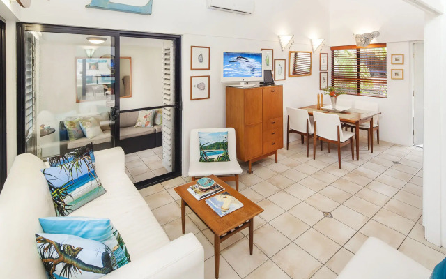 Julians Apartments