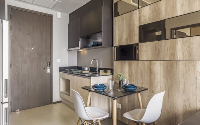 Modernism Asoke By Favstay