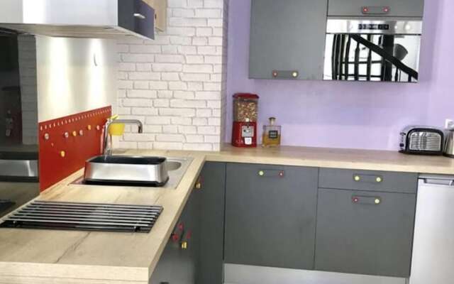 Apartment with One Bedroom in Toulon, with Wifi